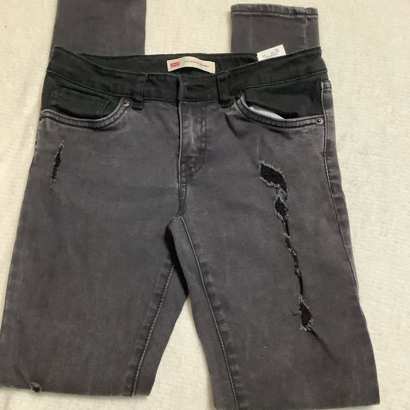 Levi’s 710 Super Skinny Black Distressed Jeans🦚 - Picture 2 of 12